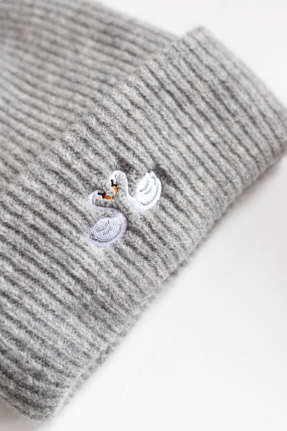 Muts met zwaantjes
